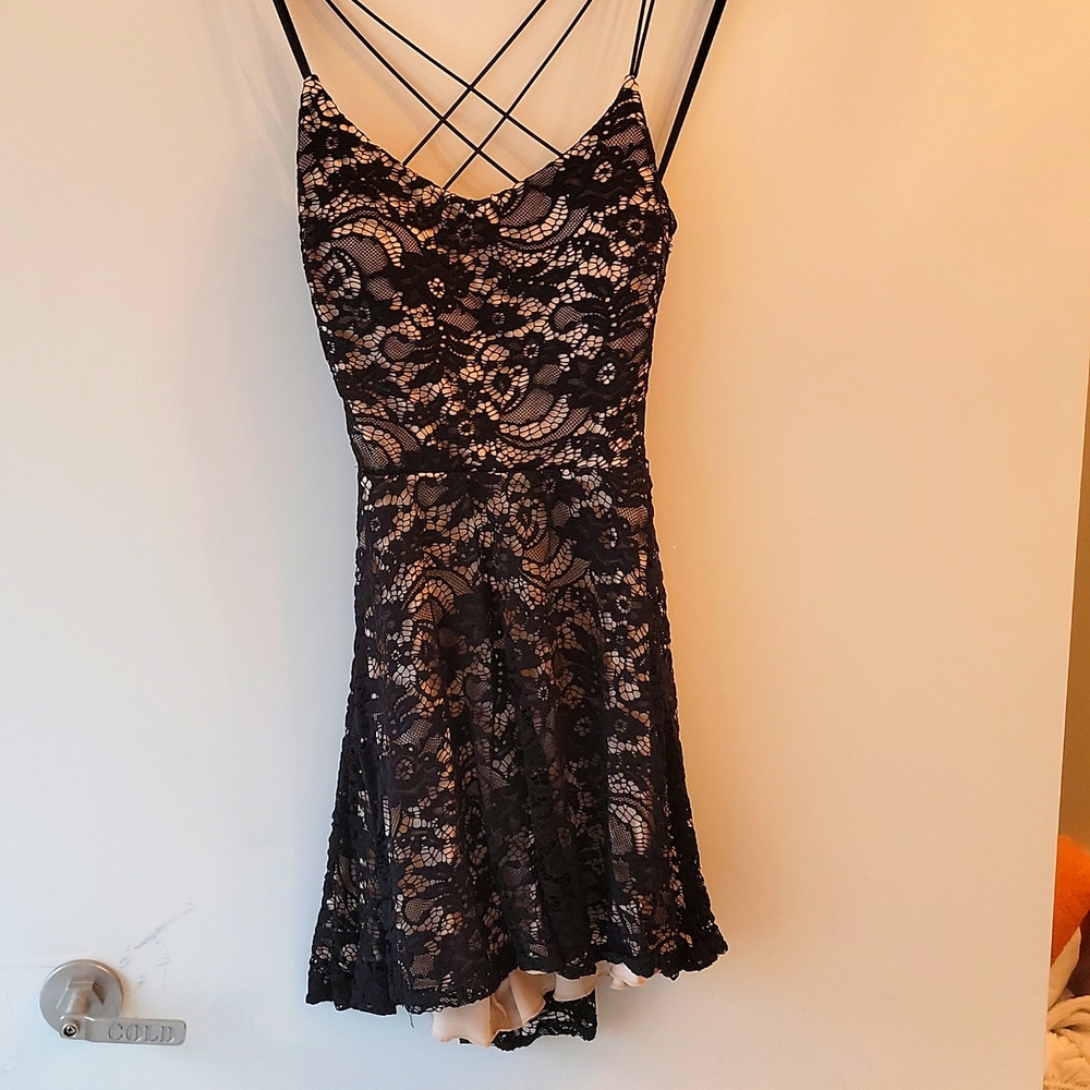 Windsor black lace dress